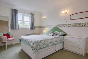 Bedroom- click for photo gallery